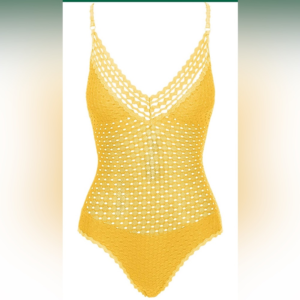 Robin Piccone Pique V-Neck One-Piece Swimsuit Size CROCHETED STYLE SIZE 10